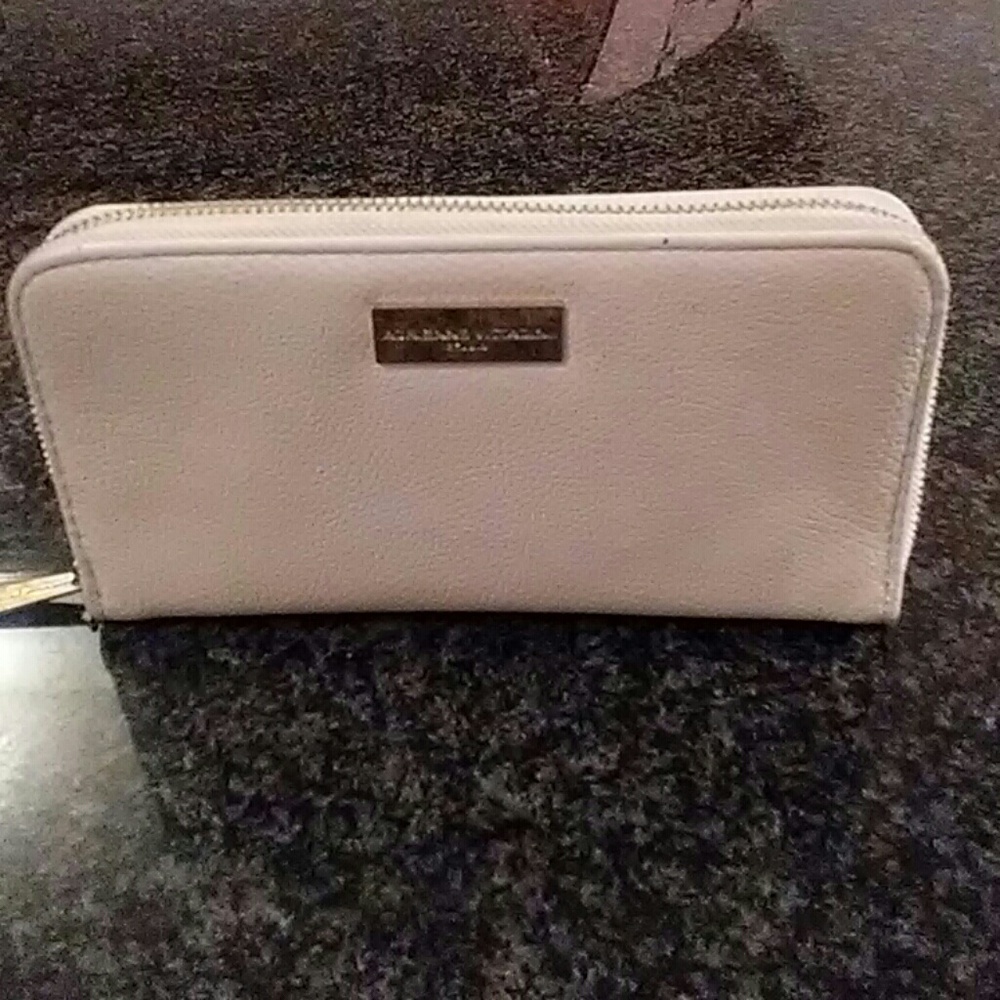 ADRIENNE VITTADINI ZIP AROUND WALLET